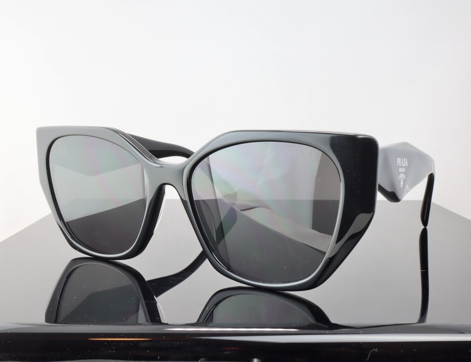 Prada PR19ZS Black / Grey Lens Cat Eye Oversized Sunglasses 100% UV