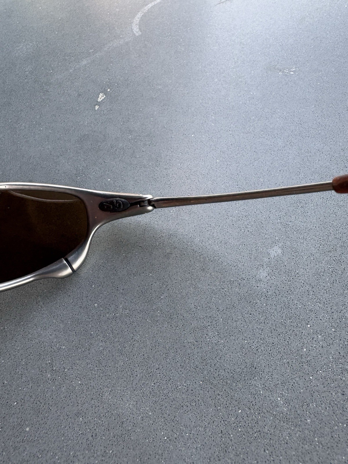 Authentic Vintage Oakley Juliet Titanium X-Metal – Silver Frame x Bronze Lens