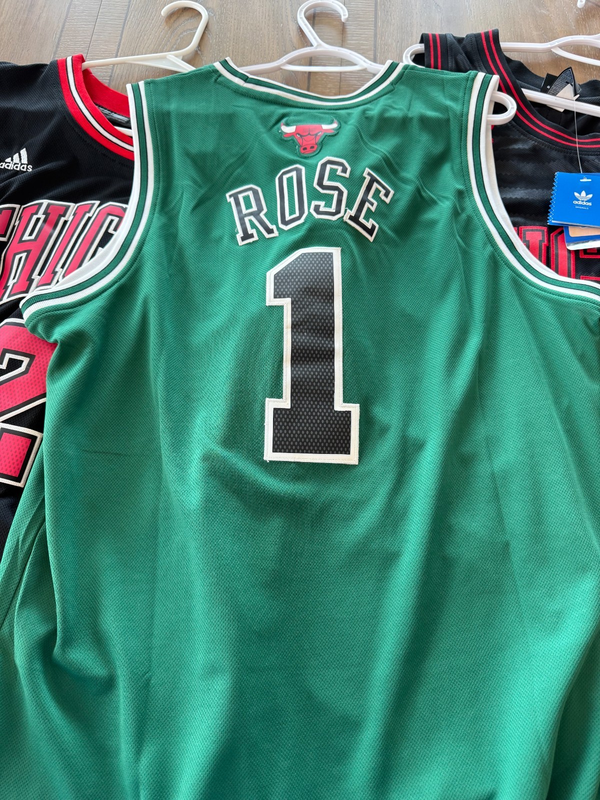 4 Bulls Basketball Jerseys Sz XL-3 used and 1 NWT