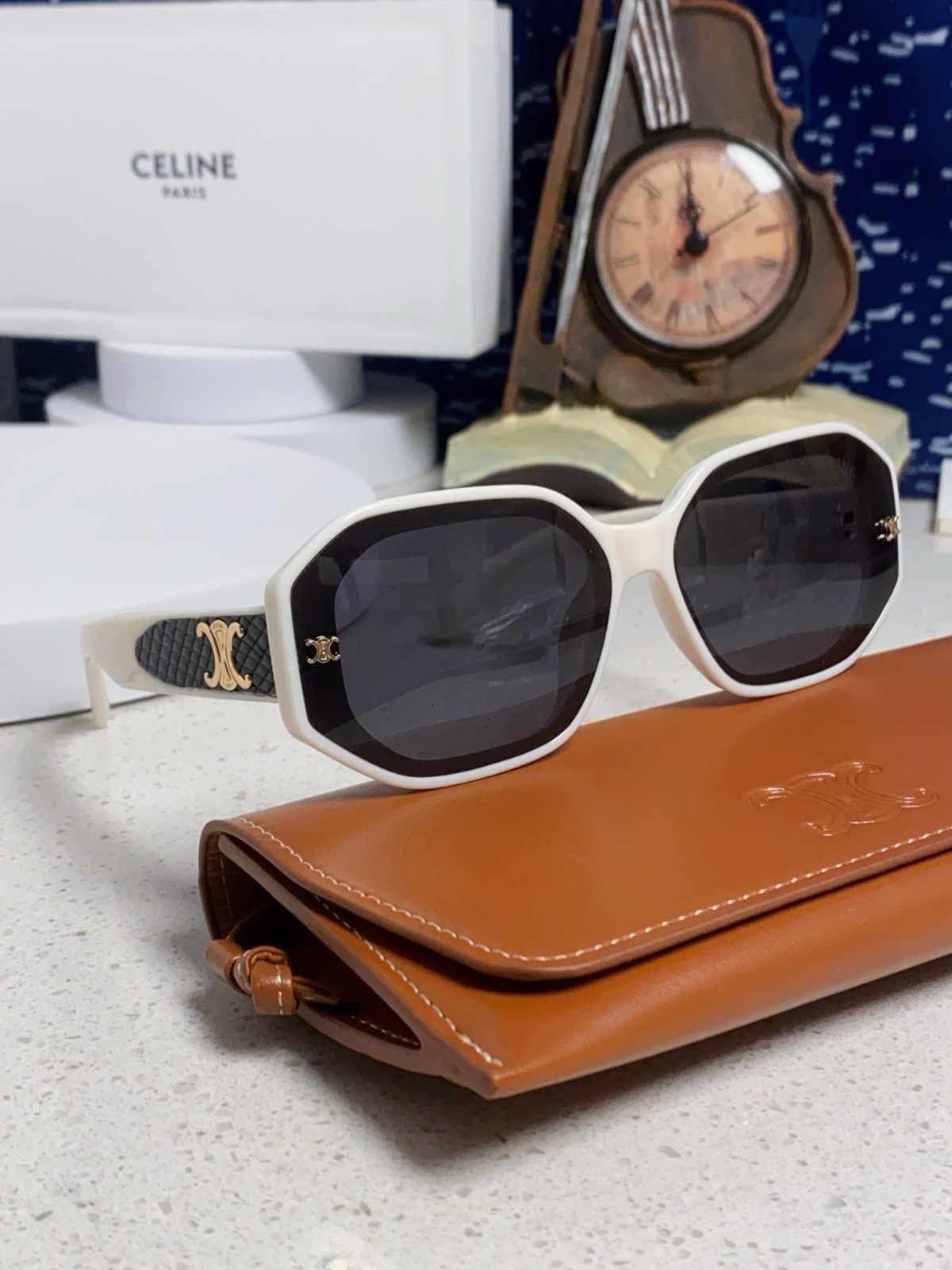 CELINE CL40253U White Black Octagonal Dark Grey Sunglasses Size 56-17-140