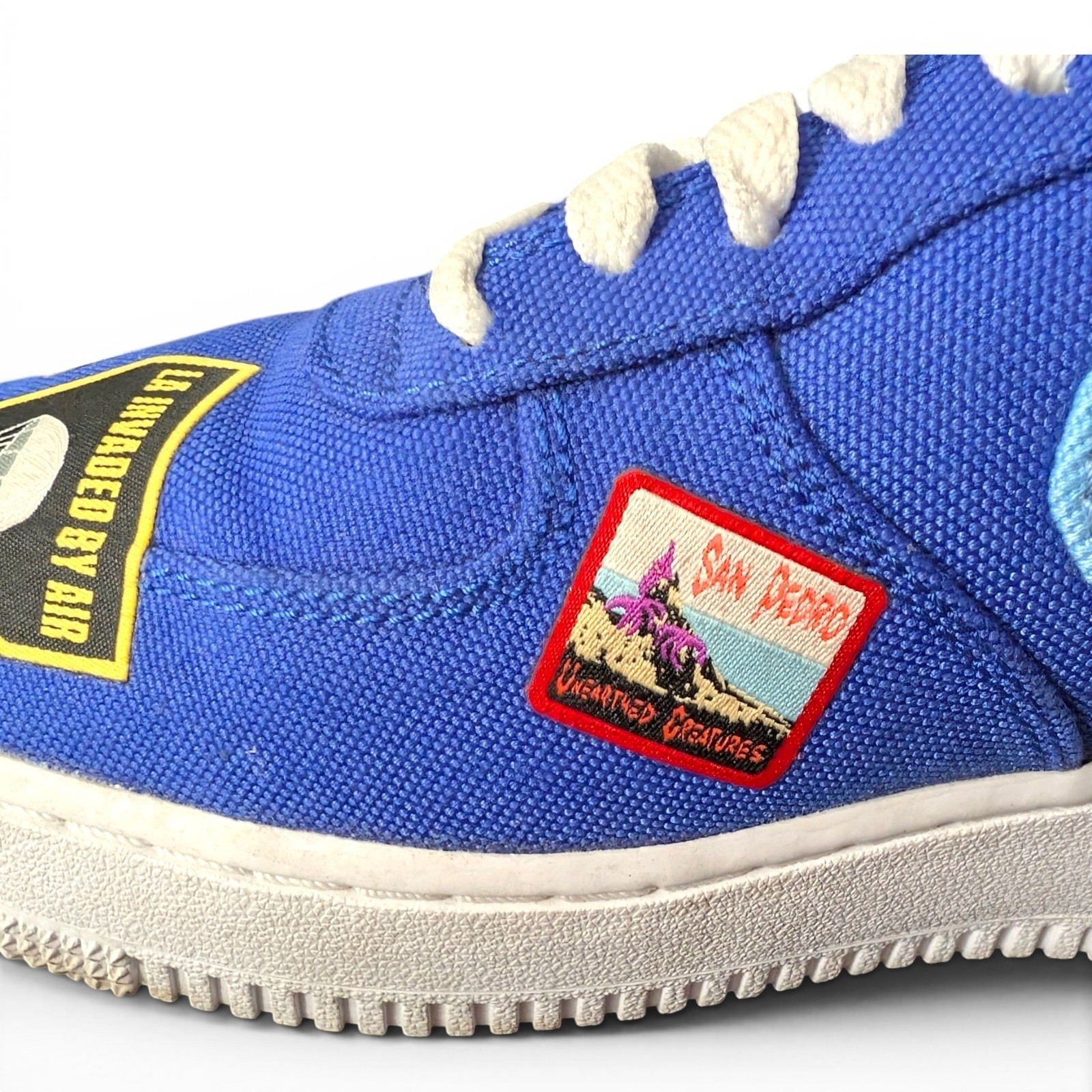 Nike Air Force 1 ’07 PRM Los Angeles Patched Up DX2306-400 Racer Blue Womens 9.5
