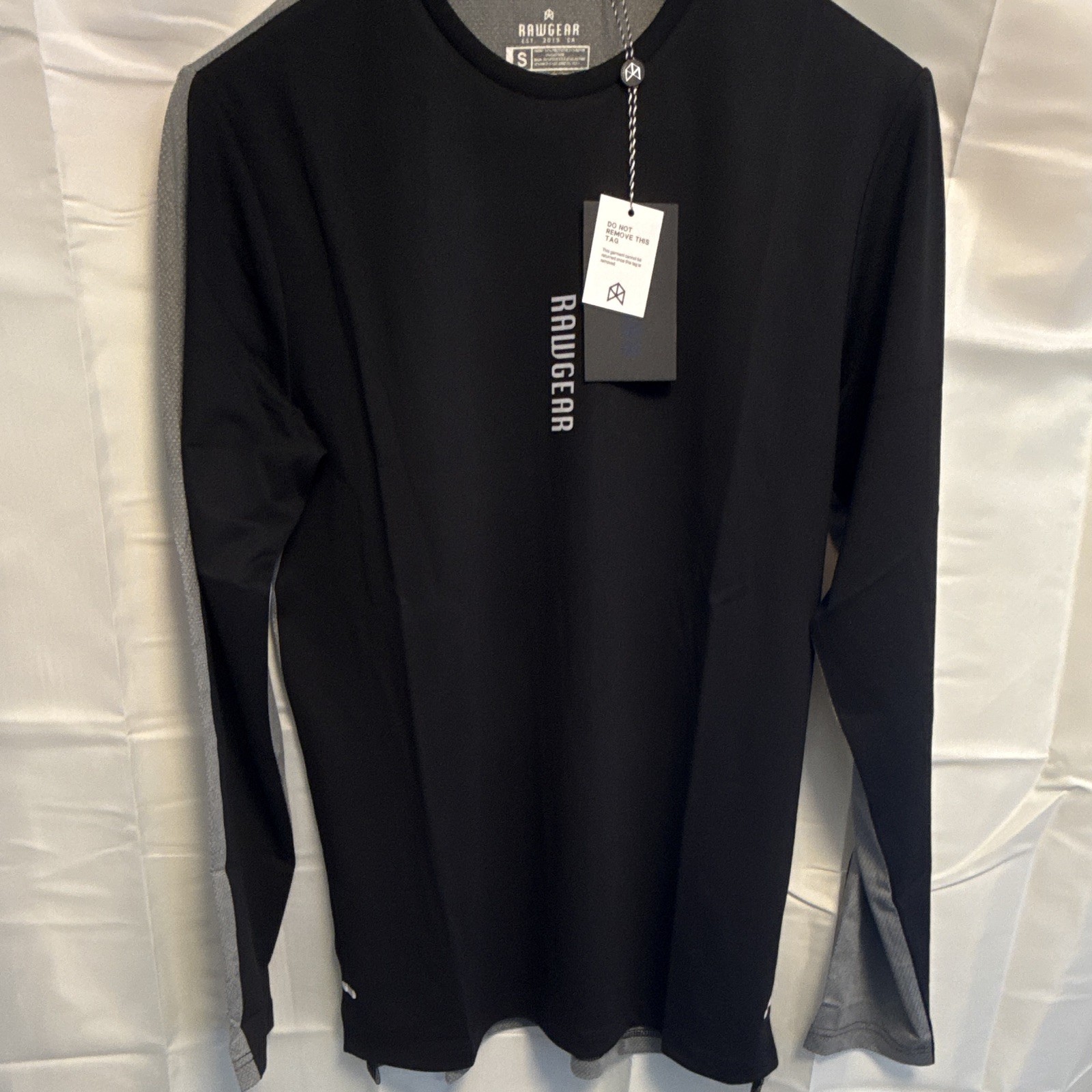 RAWGEAR Black/Gray Long Sleeve Crew Neck Athletic Lightweight Tee Size L