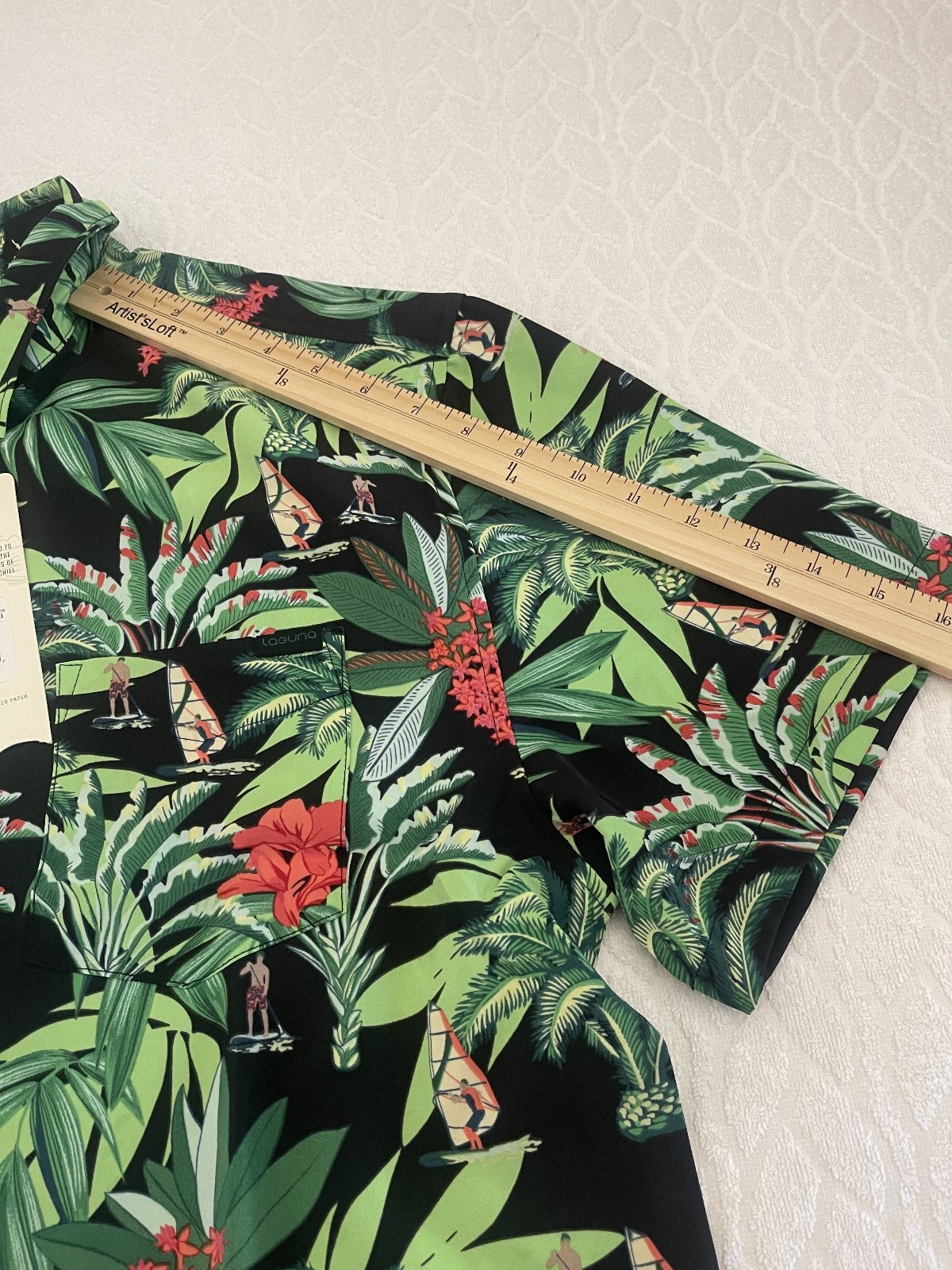 LAGUNA Sz XL HAWAIIAN MEN’S SHIRT MULTI-COLOR