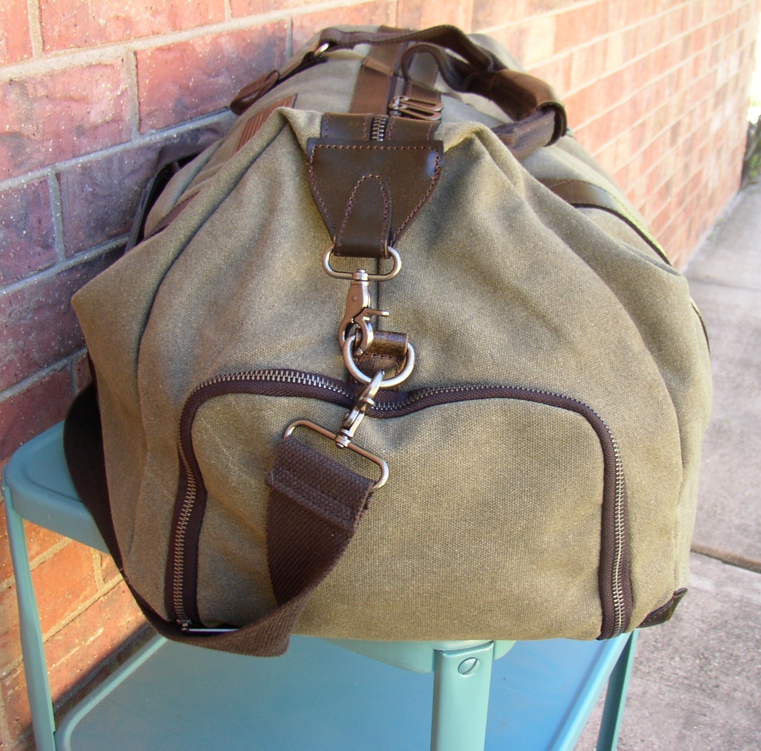 ZEP-PRO Army Green Canvas Travel Duffel Bag 22″ w/ Removable Shoulder Strap
