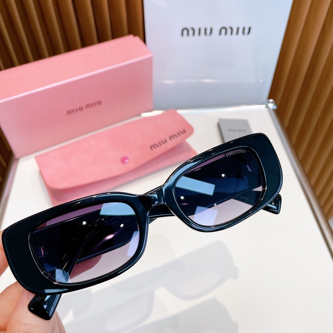 Black Rectangle Sunglasses Acetate Frame Purple Tinted Lens UV400 Eyewear