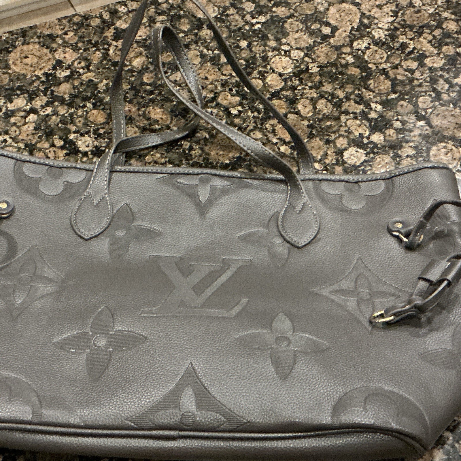 Louis Vuitton Empreinte Monogram Gray Neverfull MM Tote w/ Pouch Gold HW