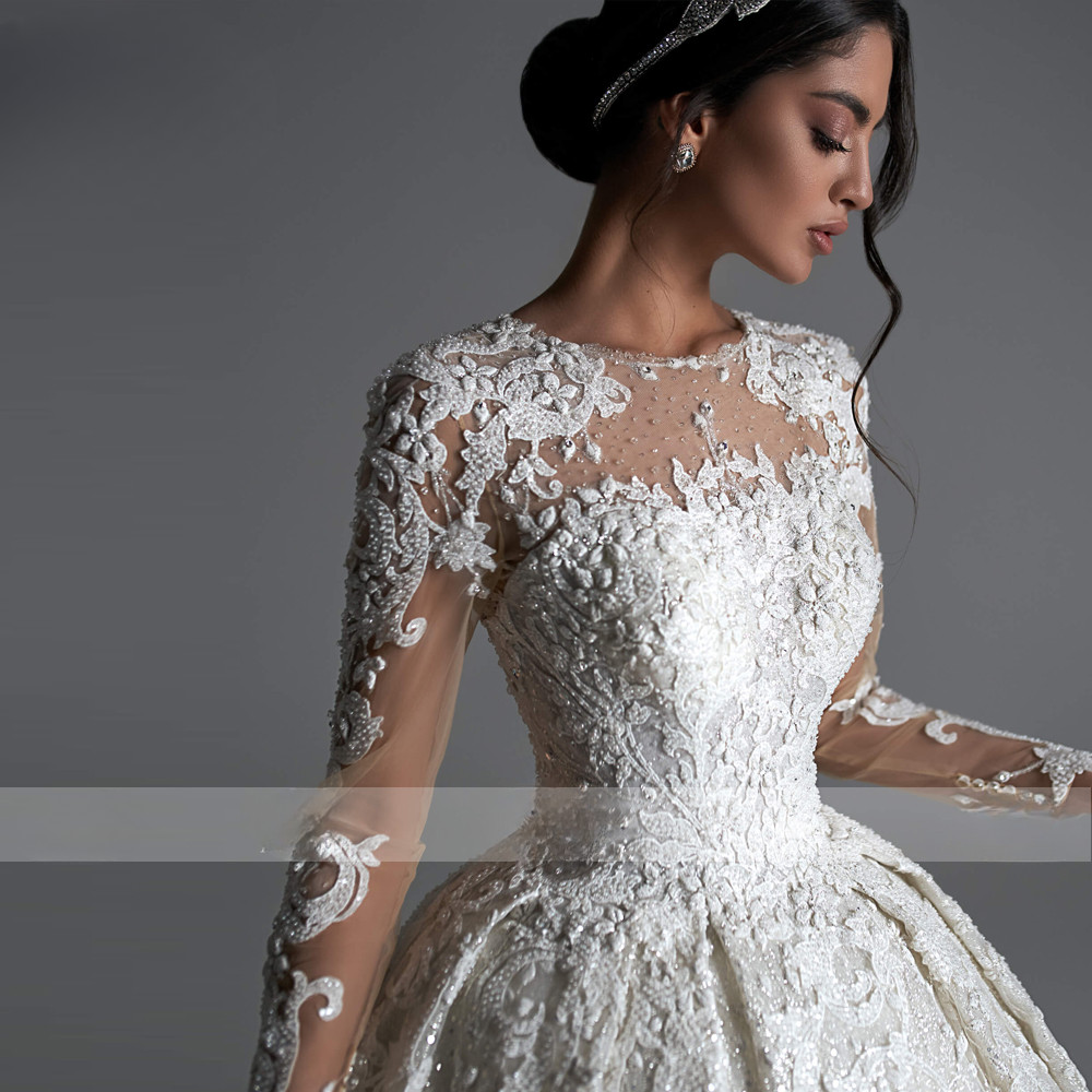 Luxury Wedding Dresses Long Sleeves Beading Sequined Appliques Shiny Bridal Gown