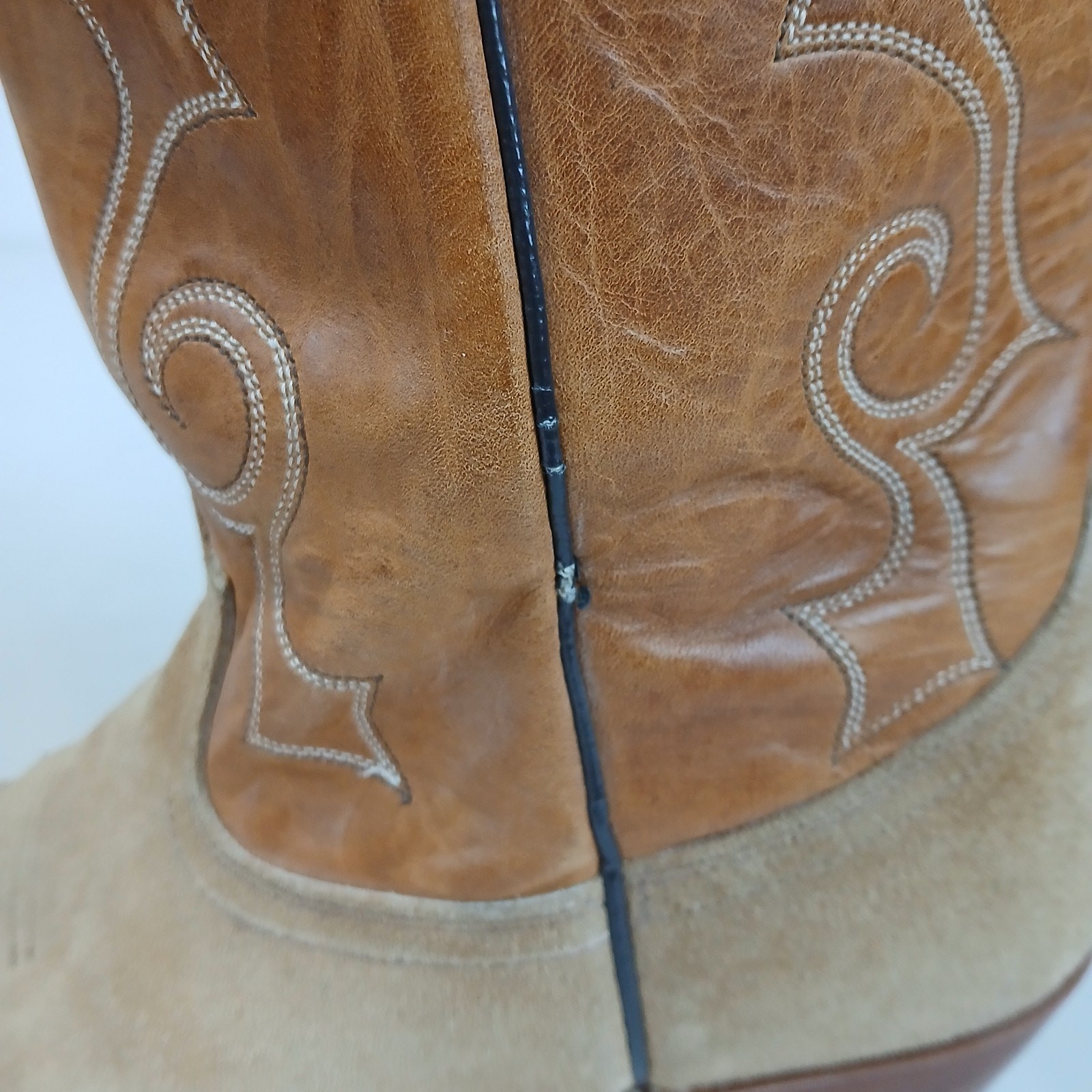 Justin Boots Mens 11D Tan Brown Suede Leather Vintage Western Cowboy Made in USA