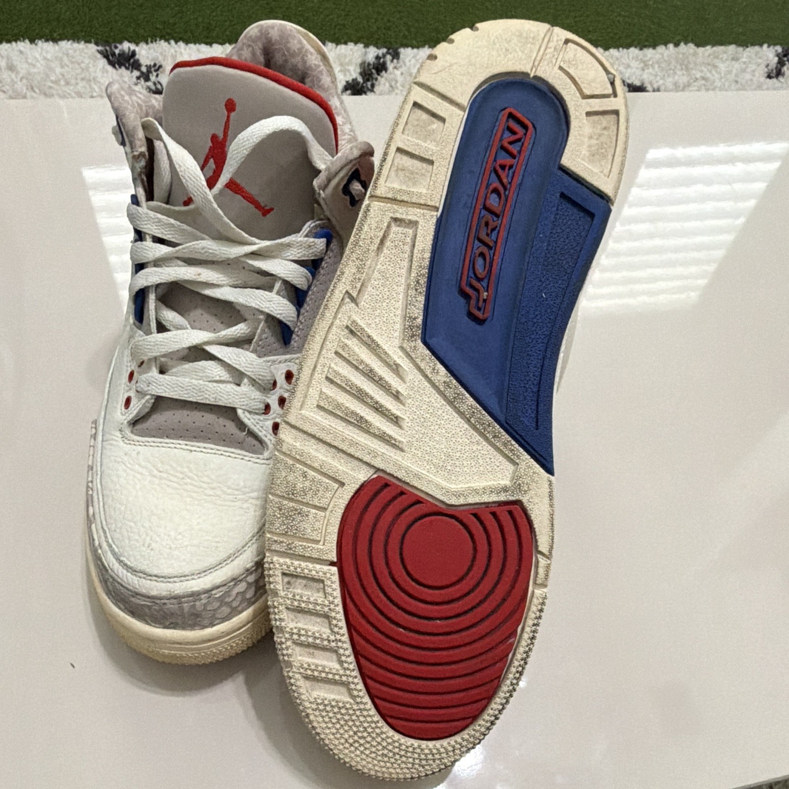 Jordan Air Jordan 3 Mid Top Lace-Up Men’s Sneakers White/Red/Blue/Gray