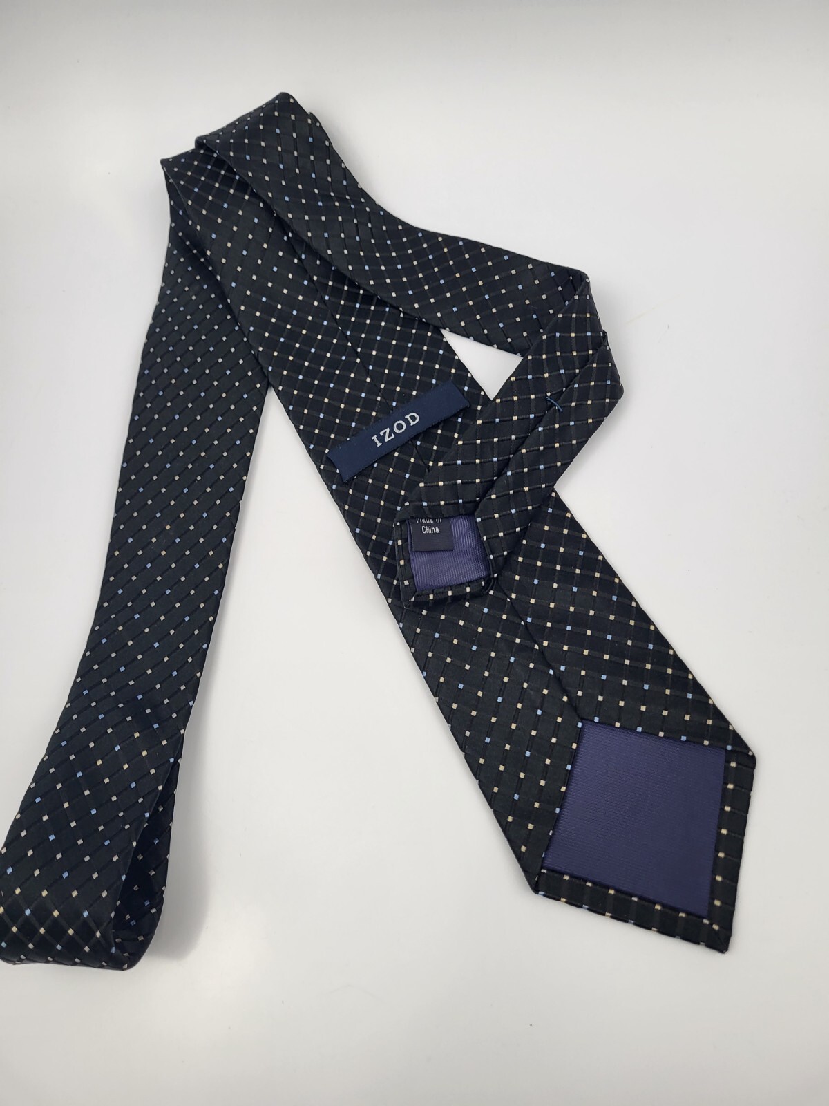 IZOD Silk Tie Black Gray Blue Geometric Men Necktie 57 x 3.1/8