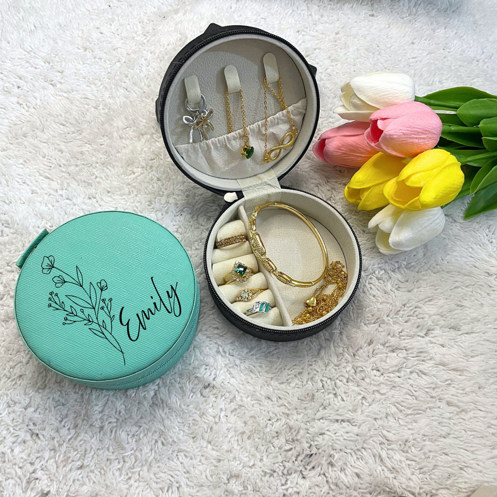 Personalized Round Jewelry Box Custom Name Birth Flower Bridesmaid Gift Case