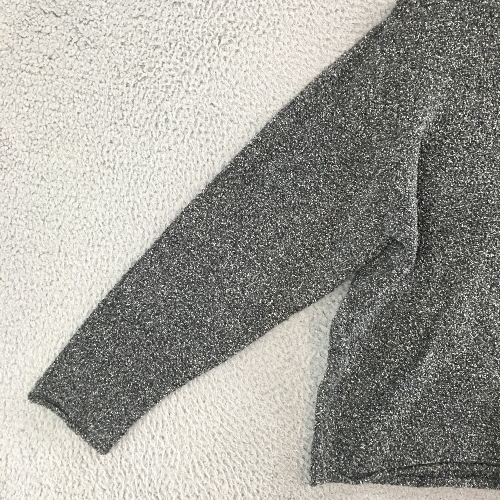 Columbia Sweater Womens XL V Neck Long Sleeve Knit Pullover Casual Soft Gray