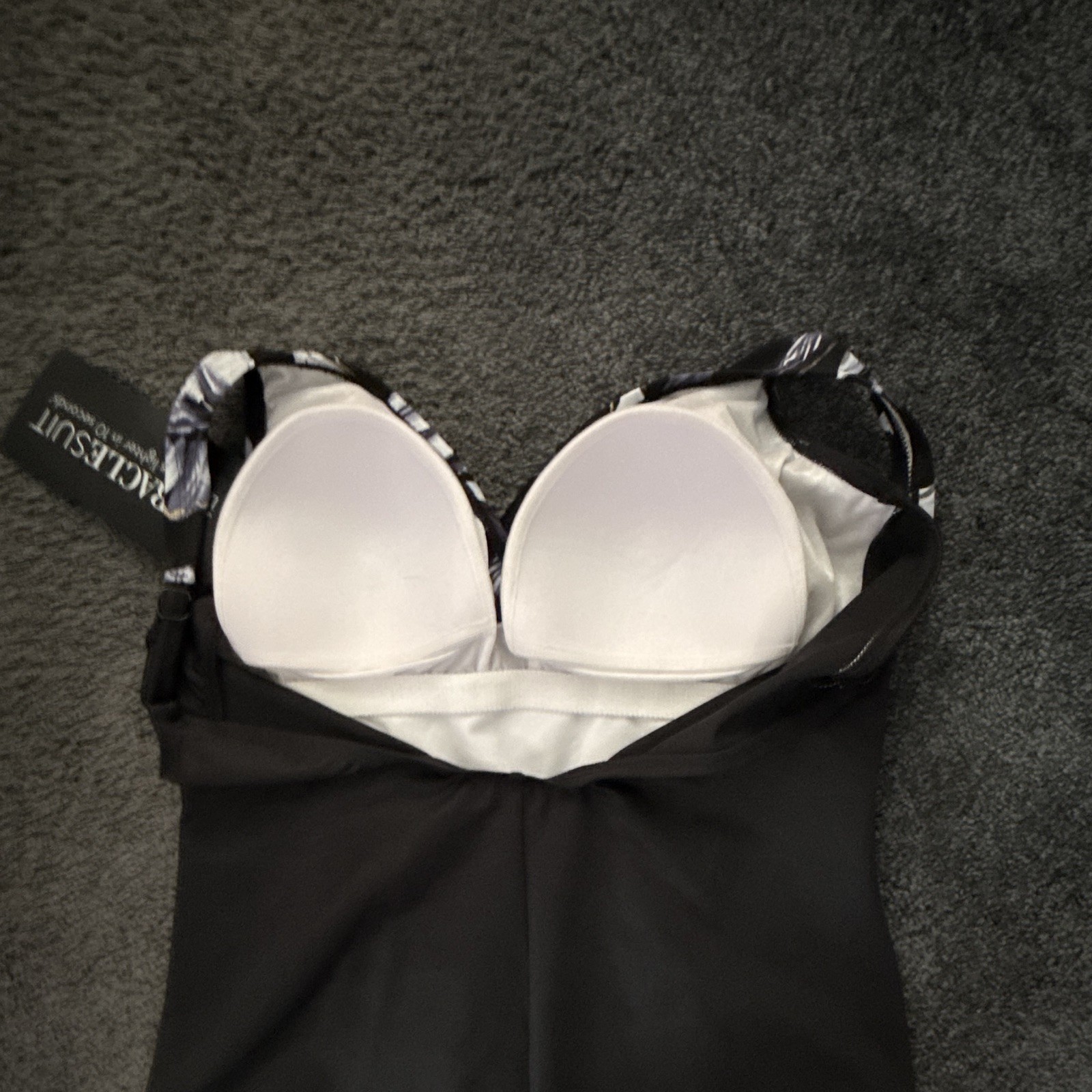 Miraclesuit Slimming Ruched One-Piece Floral Black/White/Gray D Cup Size 12