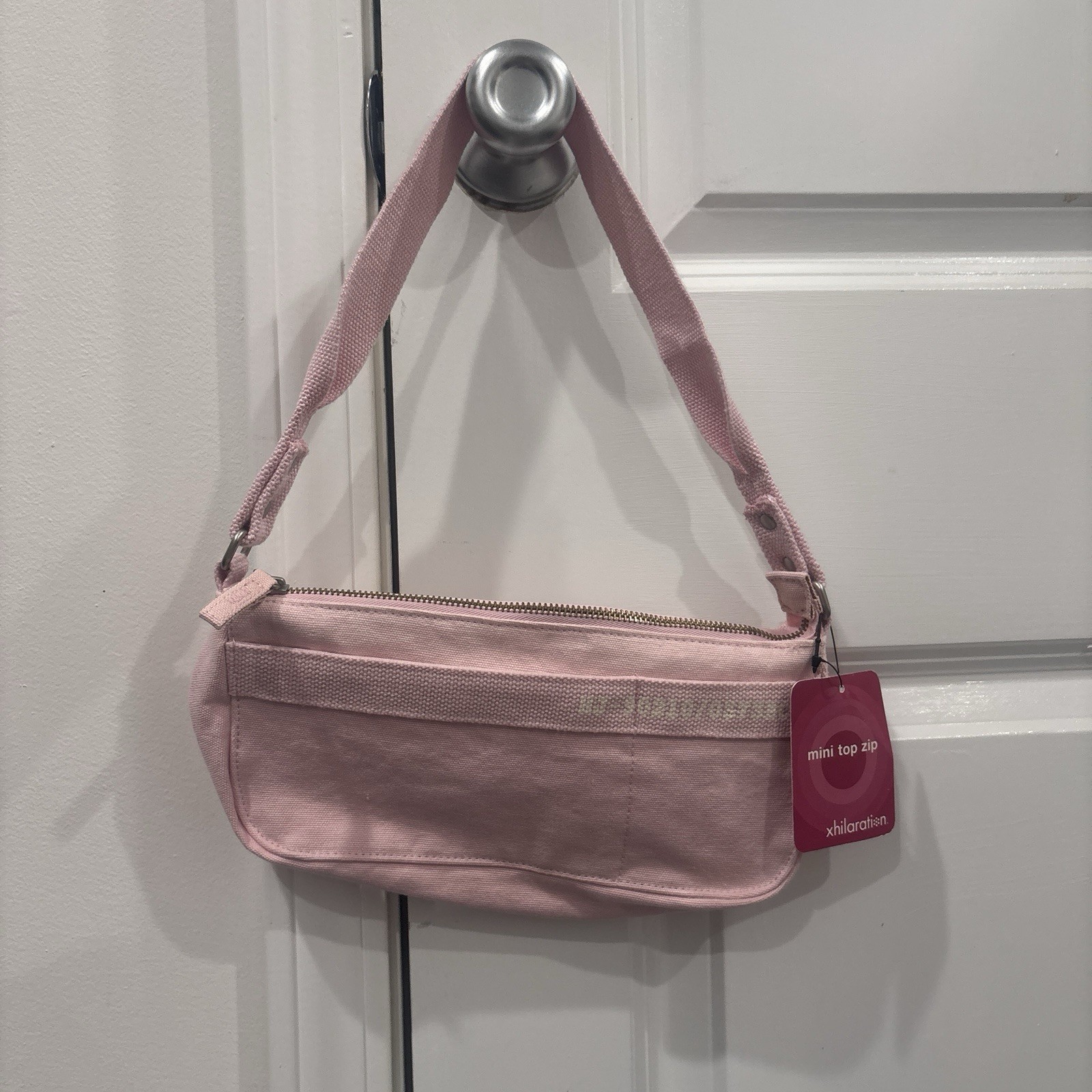 Xhilaration Pink Small Shoulder Bag Zip Closure Detachable Adjustable Strap