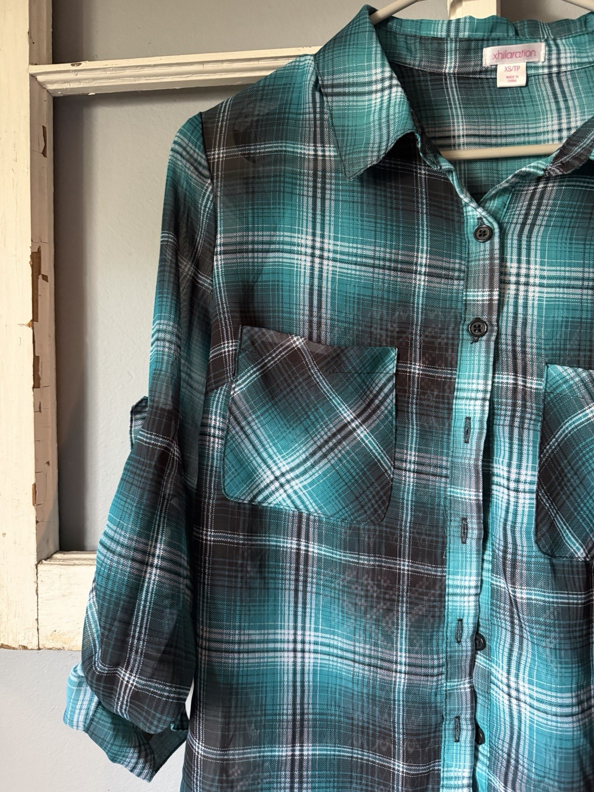Xhilaration Women’s Petite XS/TP Teal Plaid Collared Pockets Button-Up