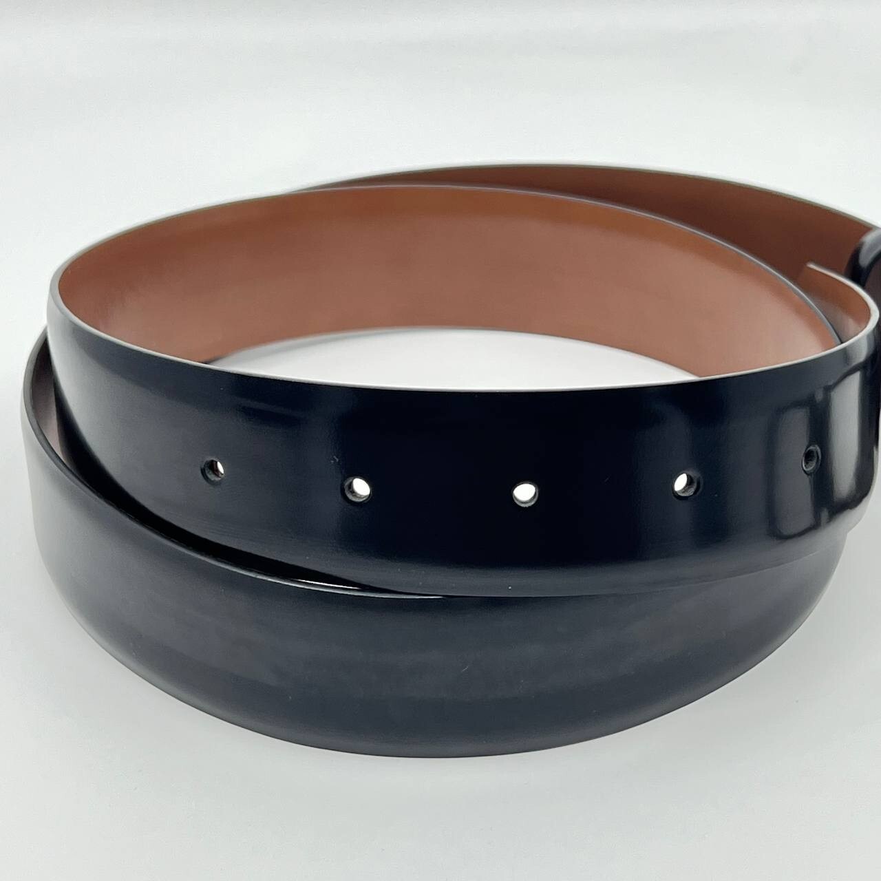 Authentic SALVATORE FERRAGAMO men’s patent leather belt black brown reversible