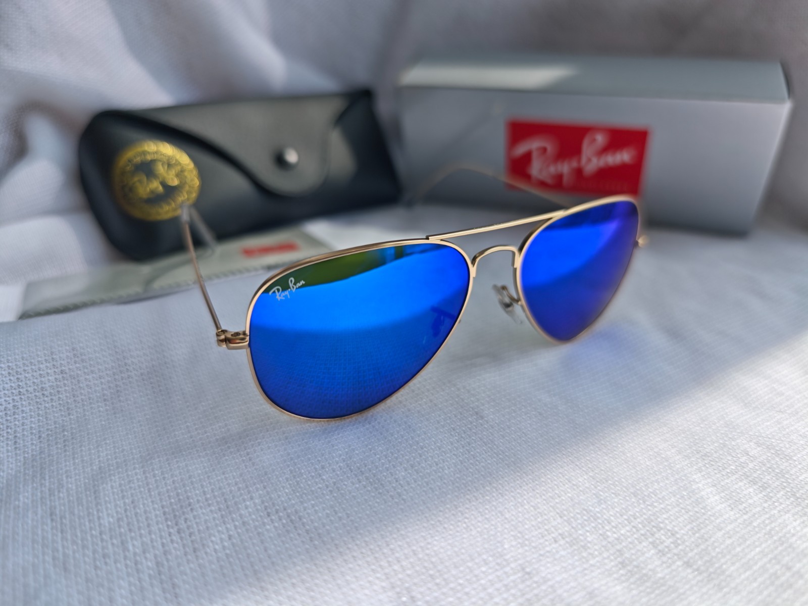 Ray Ban Aviator RB3025 Sunglasses 58mm Blue Lens/Gold Frame