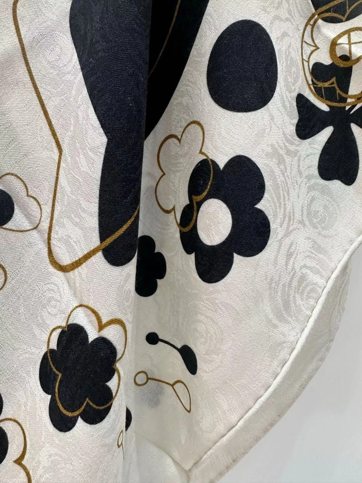 51″x51″Simple Style Print70shmere30%Silk Jacquard Thin Scarf130x130cm5124
