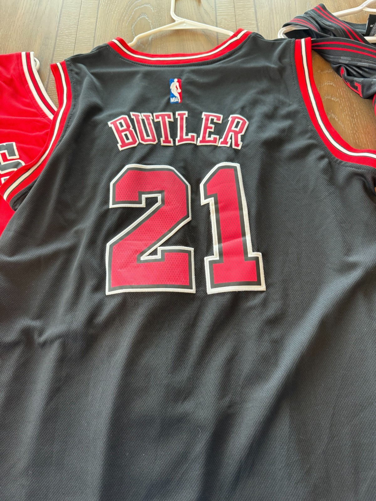 4 Bulls Basketball Jerseys Sz XL-3 used and 1 NWT