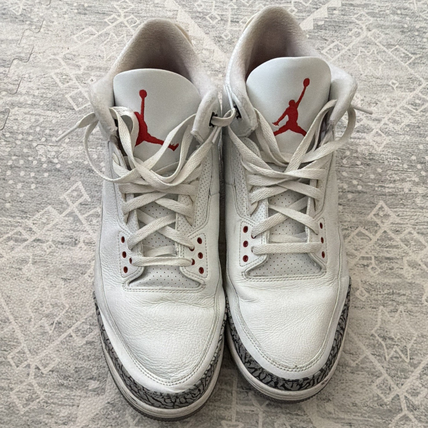 Jordan Air Jordan 3 Retro White Cement Reimagined Mid Top DN3707-100