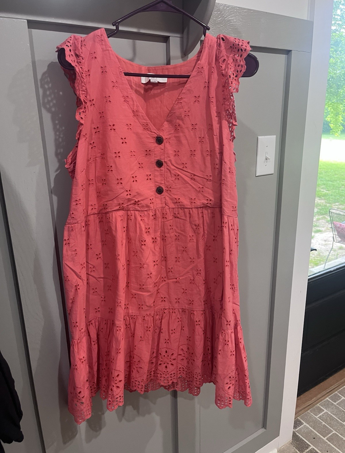 LOFT Women’s Size 6 Pink Eyelet V-Neck Button Front A-Line Knee Dress