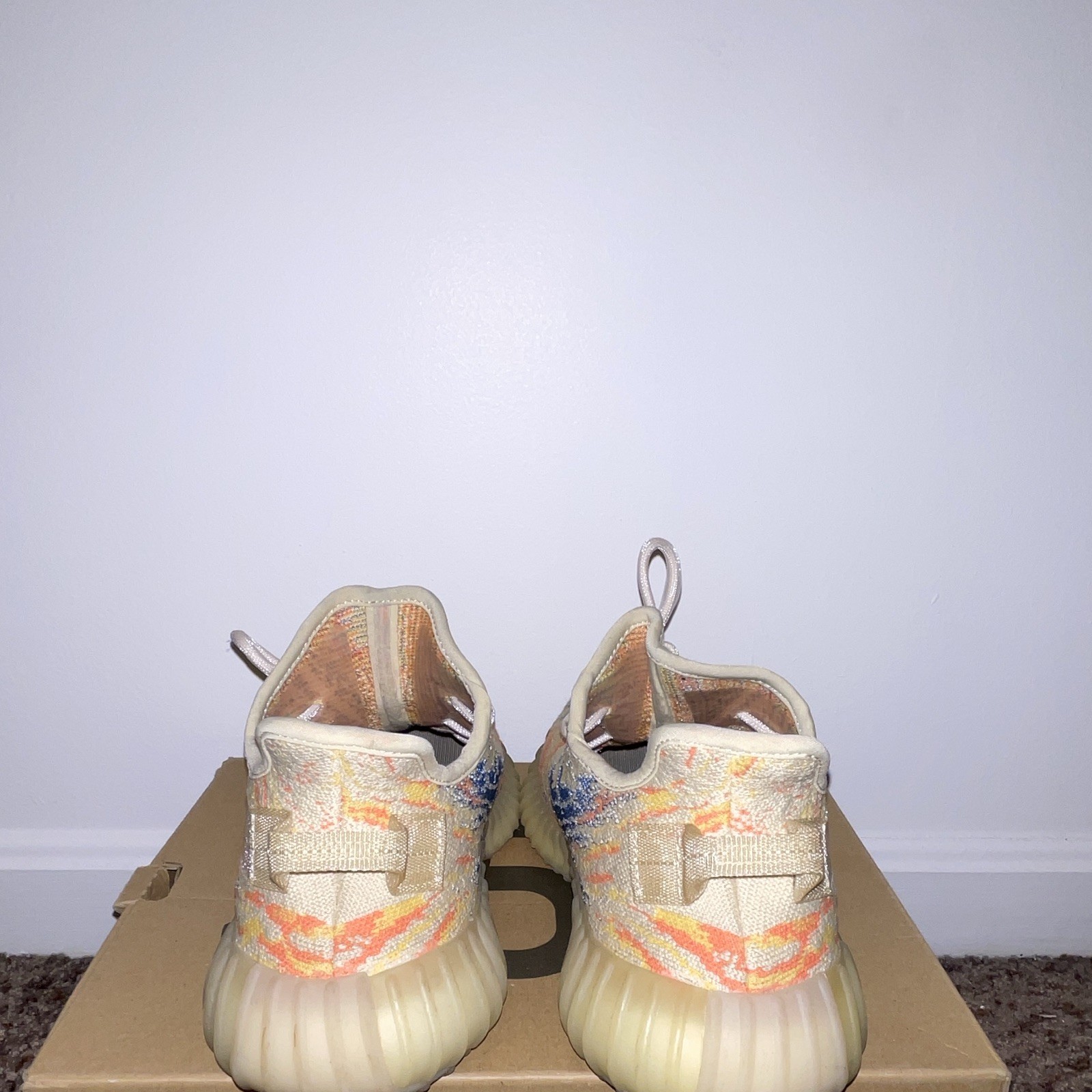 adidas Yeezy Boost 350 V2