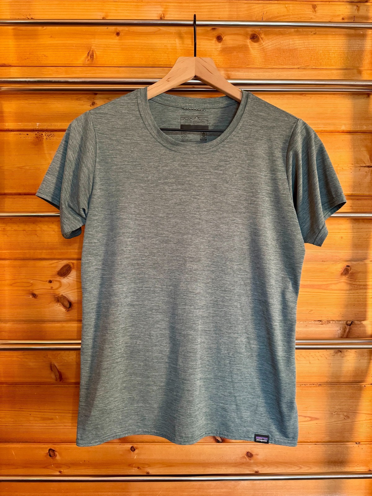 Patagonia Women’s Capilene Cool Daily Short Sleeve T Shirt – Small