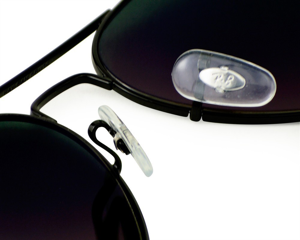 Ray-Ban Sunglasses Aviator Classic Black Frame Polarized Green Lens 58mm RB3025