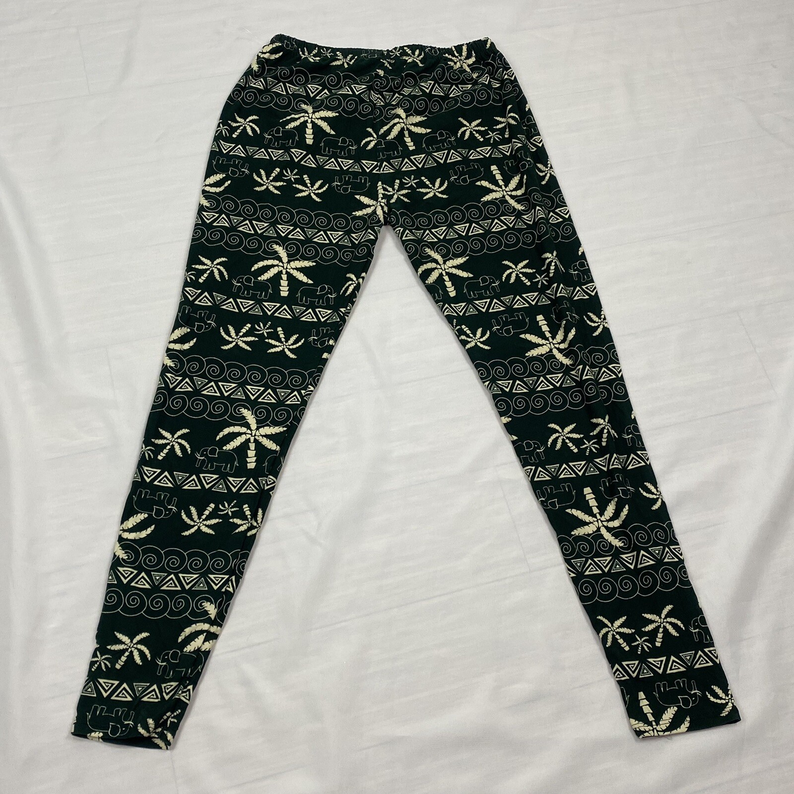 Leggings Depot Womens Elephant Palm Tree Soft Leggings Green Black One Size