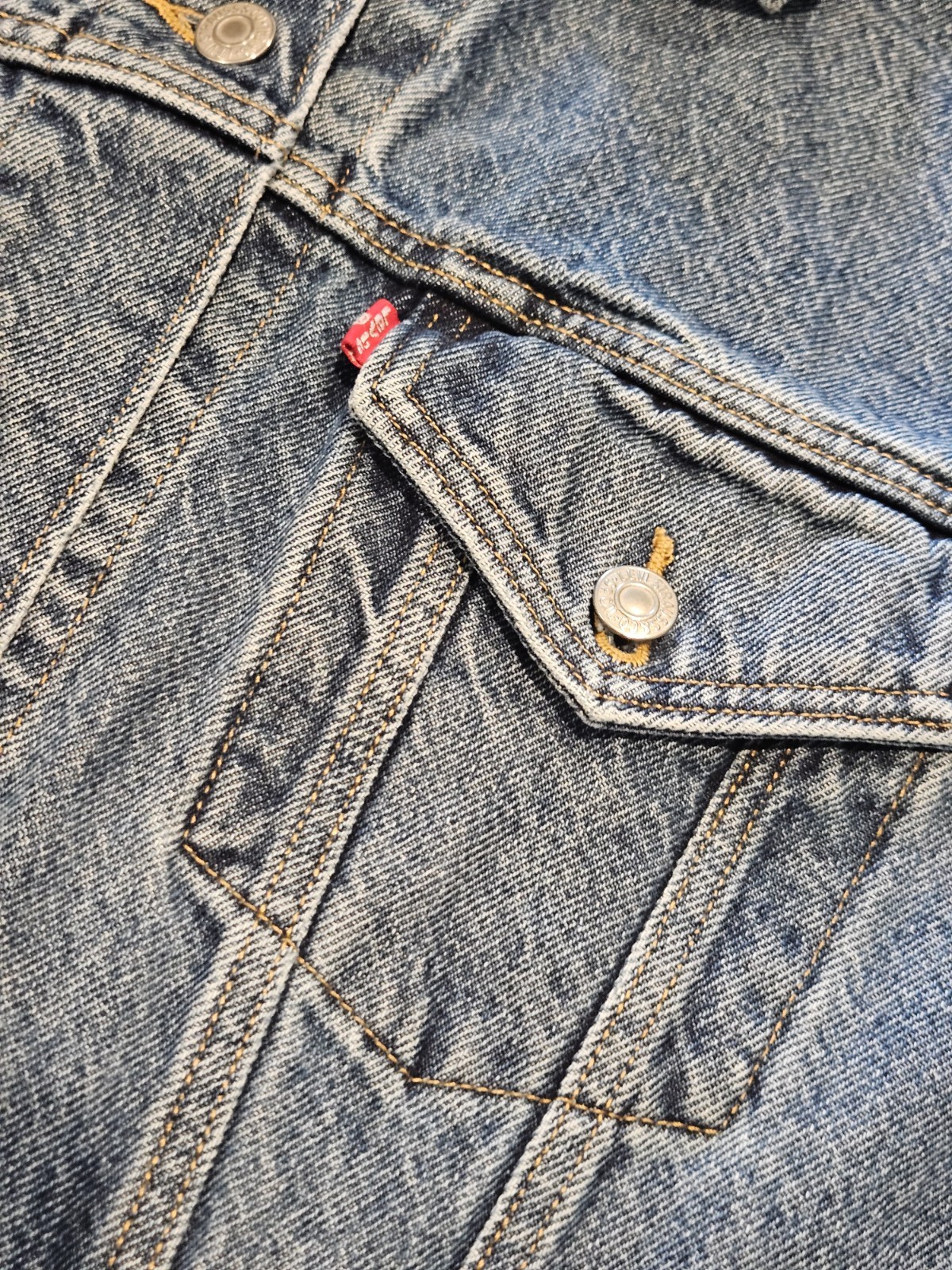 Levi’s Denim Jacket Mens L Trucker Medium Wash Sri Lanka
