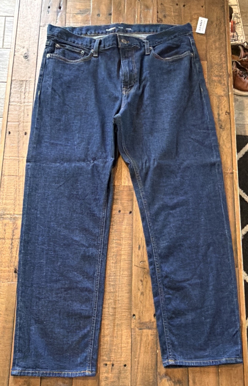 Old Navy Men’s Built-In Flex Loose Fit Straight Dark Wash Blue Denim Jeans