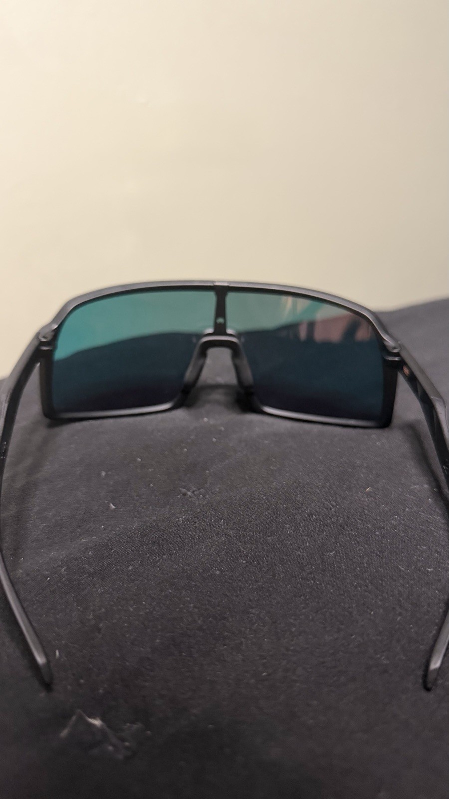 Oakley OO9406940608 Sutro Sunglasses – Black