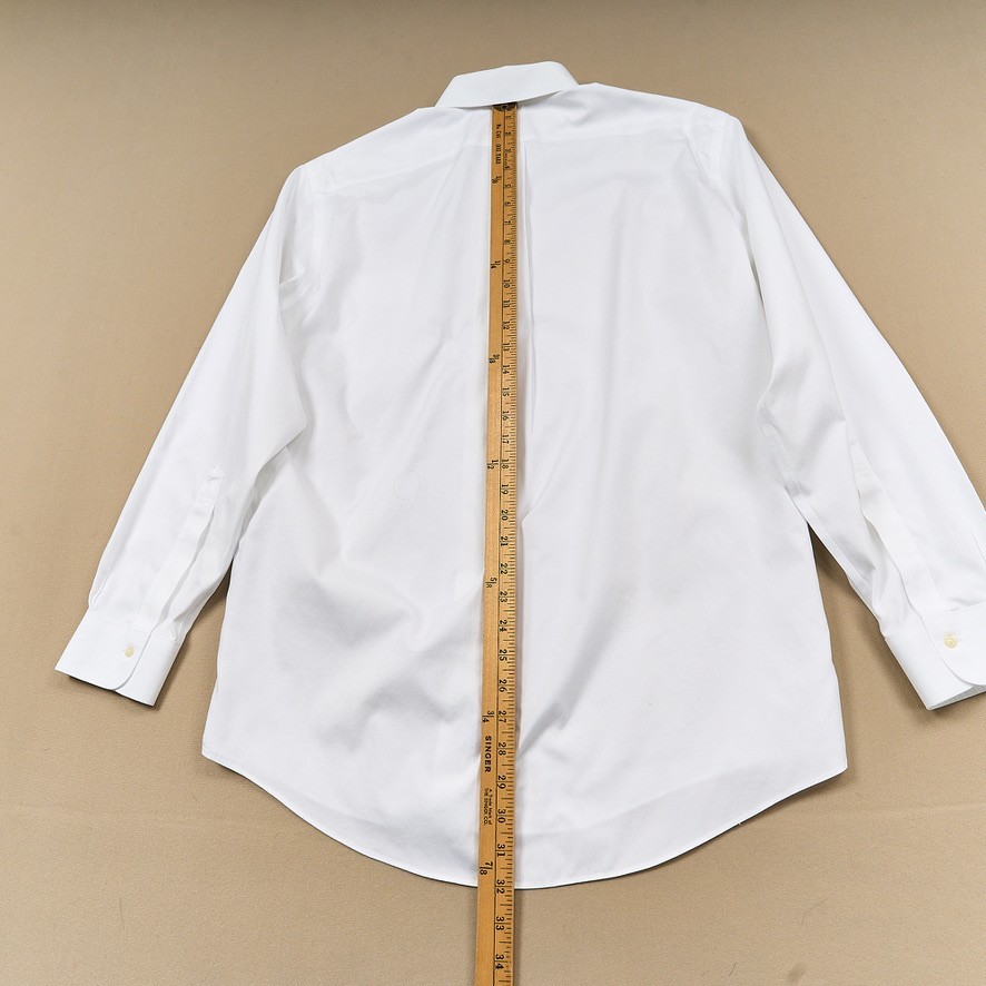 Brooks Brothers White Dress Shirt 15.5 / 34 Classic Fit Non Iron Button Up