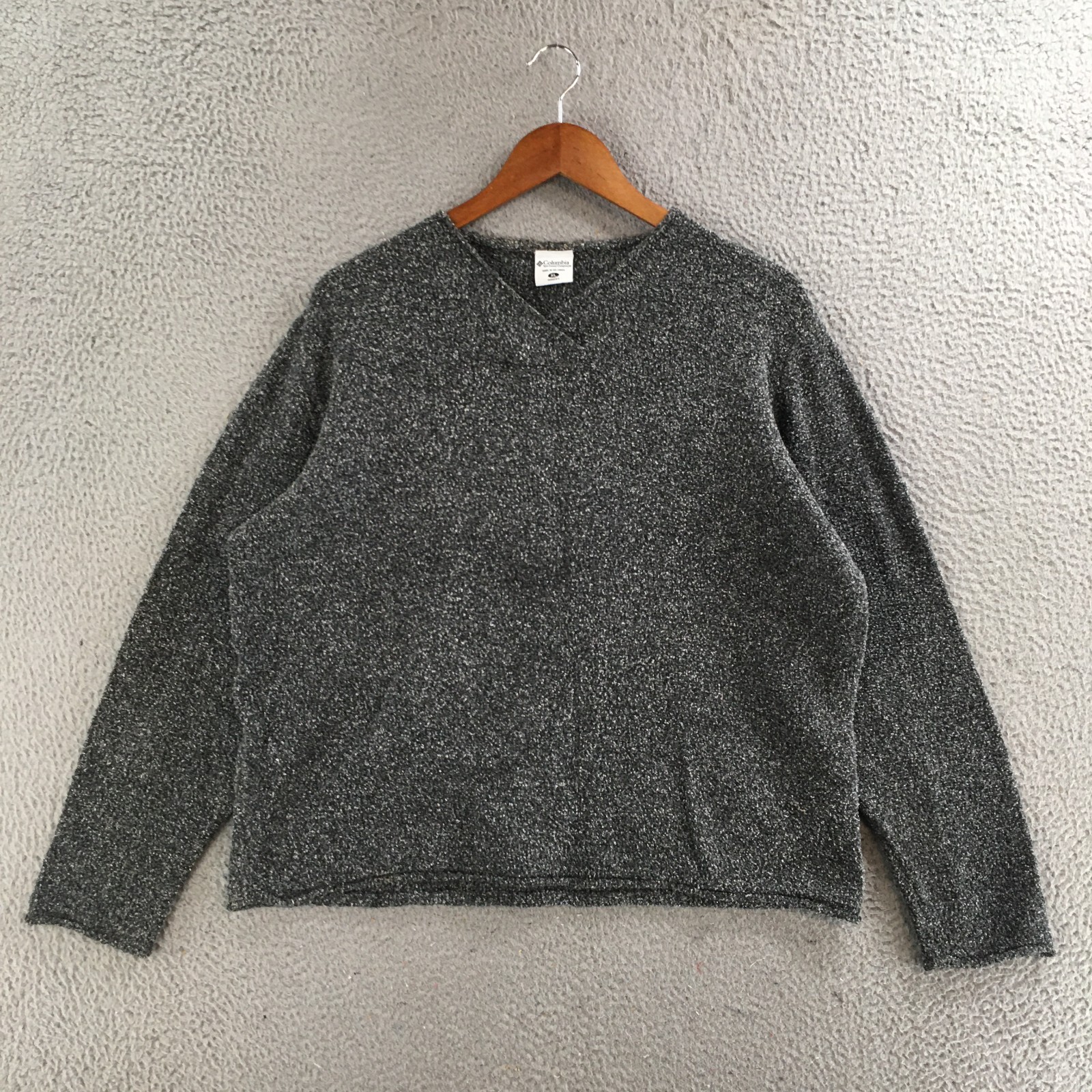 Columbia Sweater Womens XL V Neck Long Sleeve Knit Pullover Casual Soft Gray