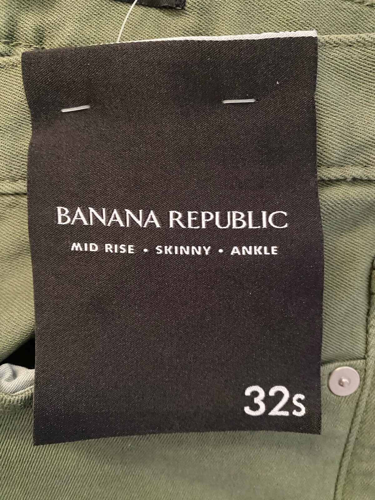 NEW Banana Republic Evergreen Mid-Rise Skinny Raw Ankle Jean 32 Short Stretch