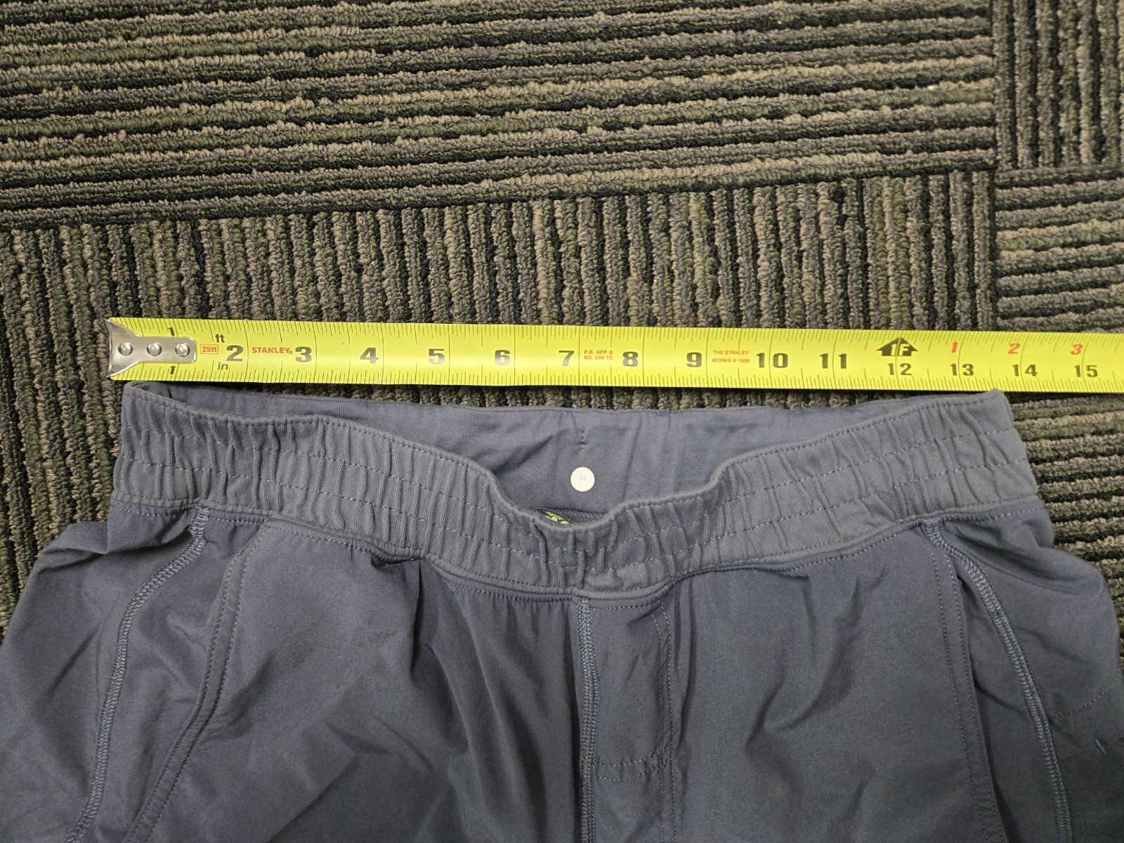Lululemon Shorts Mens Med. Dark Gray Unlined 11” The Short Athletic Workout Gym