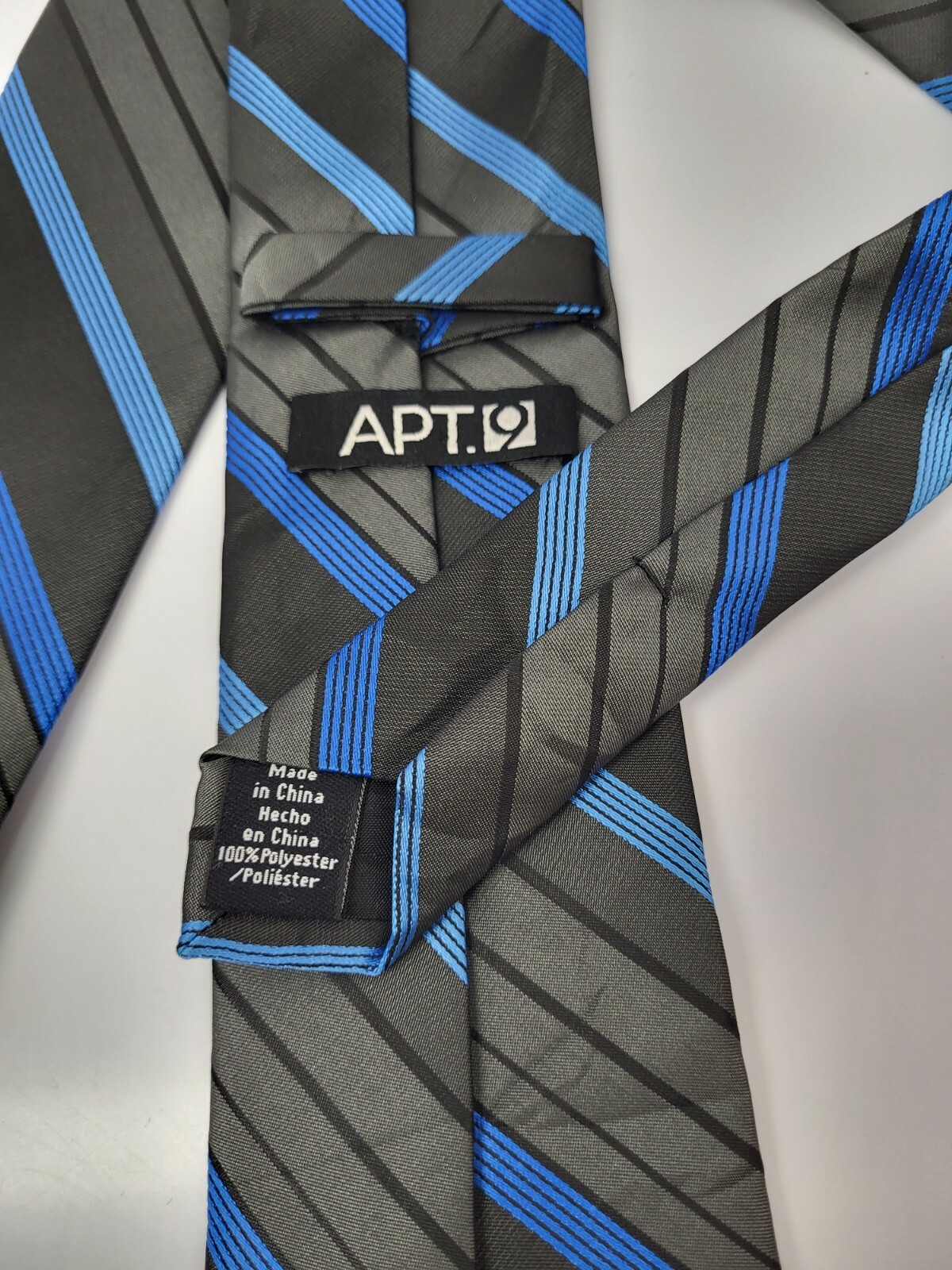 Apt. 9 Polyester Tie Gray Blue Black Stripes Men Necktie Skinny 55.5 x 2.7/8