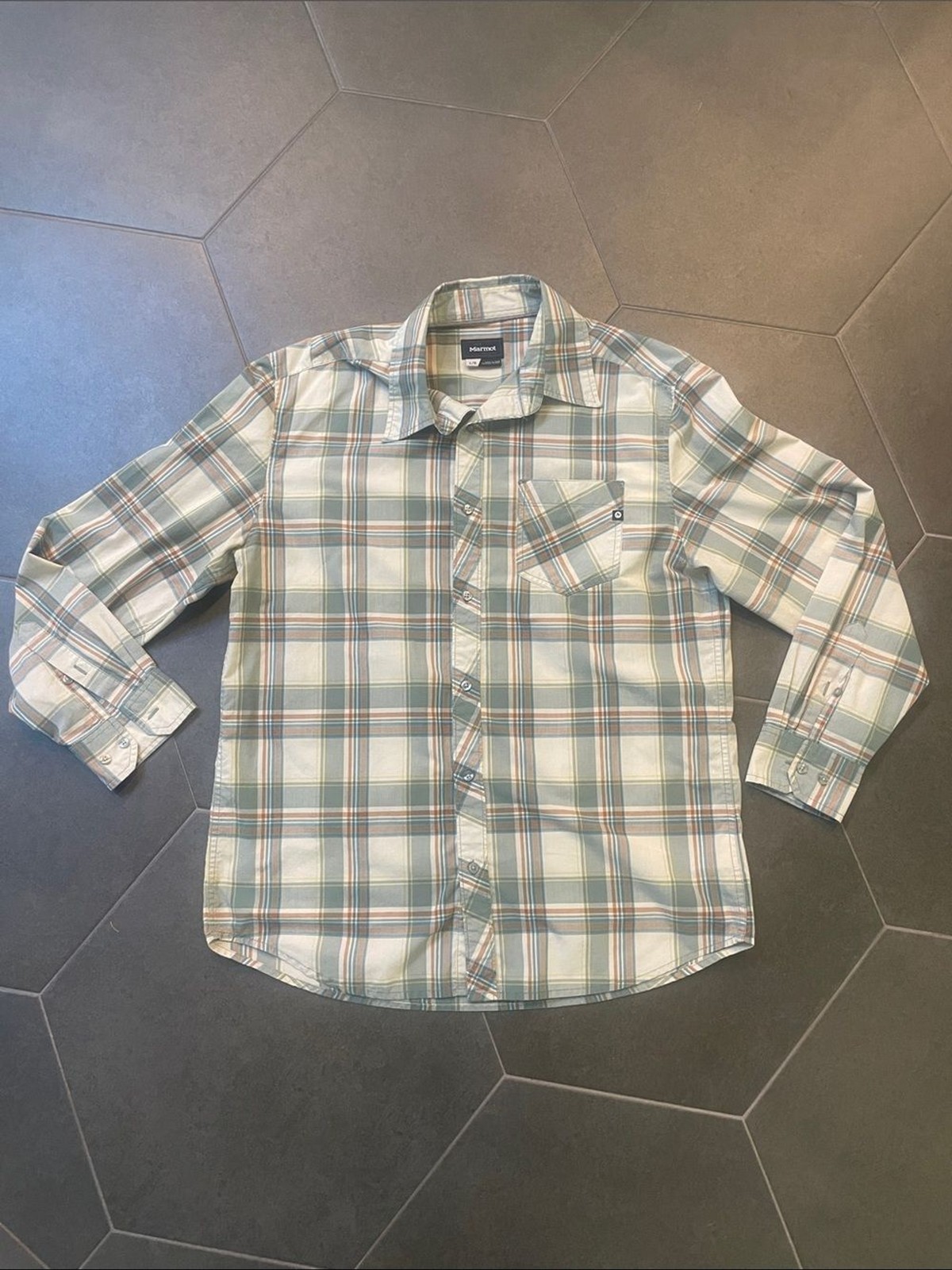 Marmot AirExchange Green and White Plaid Button-Down Shirt L