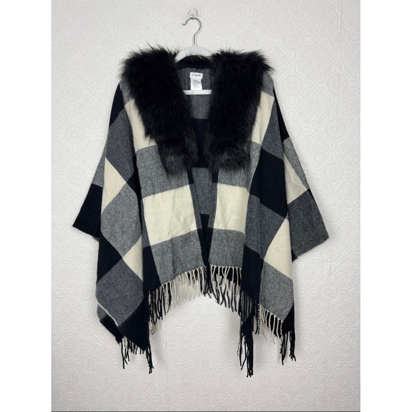 J.Crew Factory Buffalo Plaid Poncho Cape Faux Fur Collar Fringe Black Cream OS