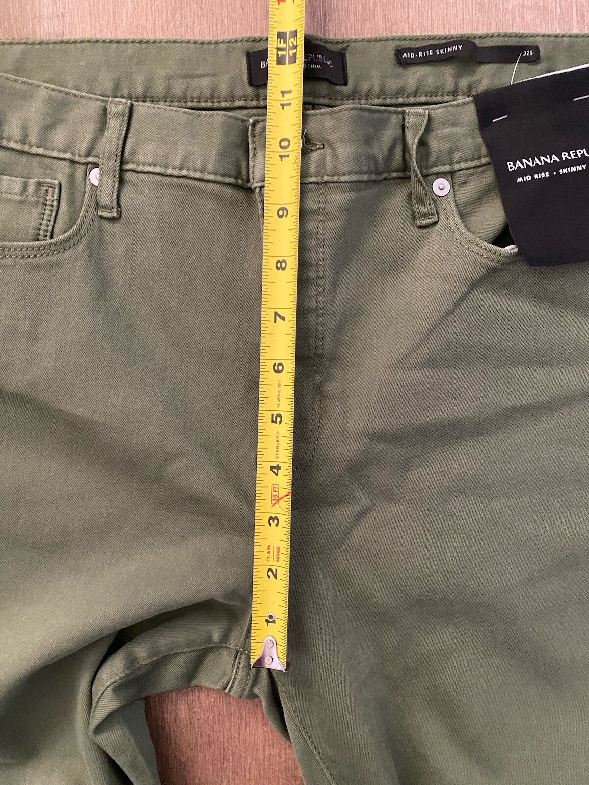 NEW Banana Republic Evergreen Mid-Rise Skinny Raw Ankle Jean 32 Short Stretch