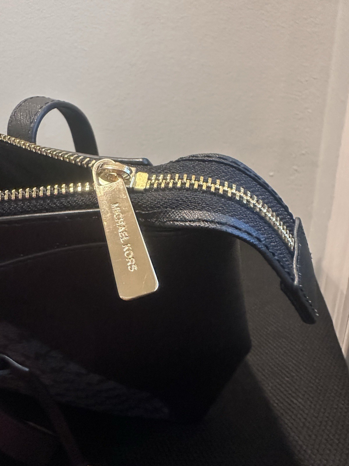 Michael Kors MK Monogram Zip Top Tote Bag Black Gray Double Handles Gold Charm