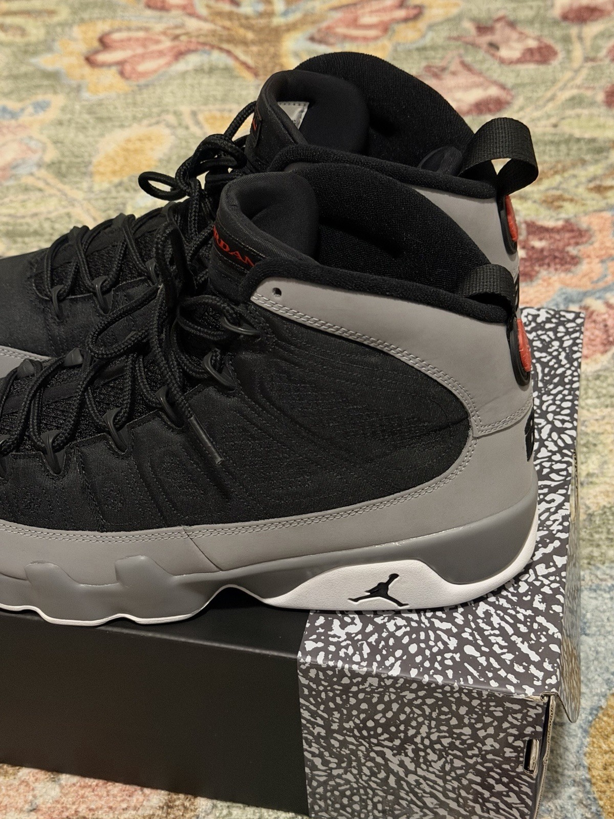 Nike Air Jordan 9 Retro ‘Particle Grey’ Retro Sneakers Men’s Size 9.5 CT8019-060
