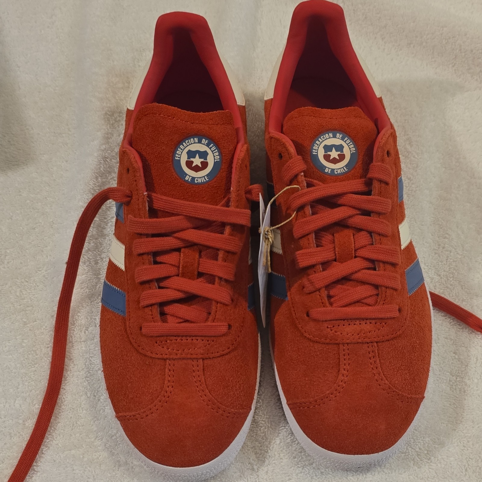 adidas Gazelle Men’s Low Top Suede Lace-Up Sneakers Red/Blue/White