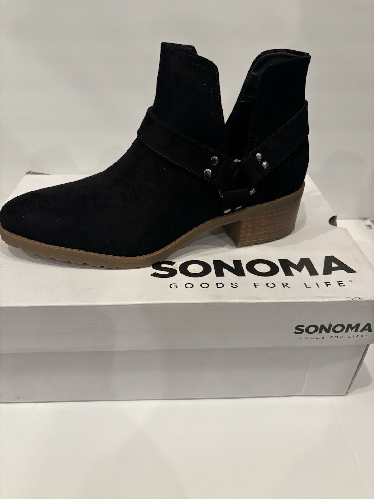 Ladies Boots Size 10/NEW! Black Sonoma Memory Foam/comfortable for any occasion