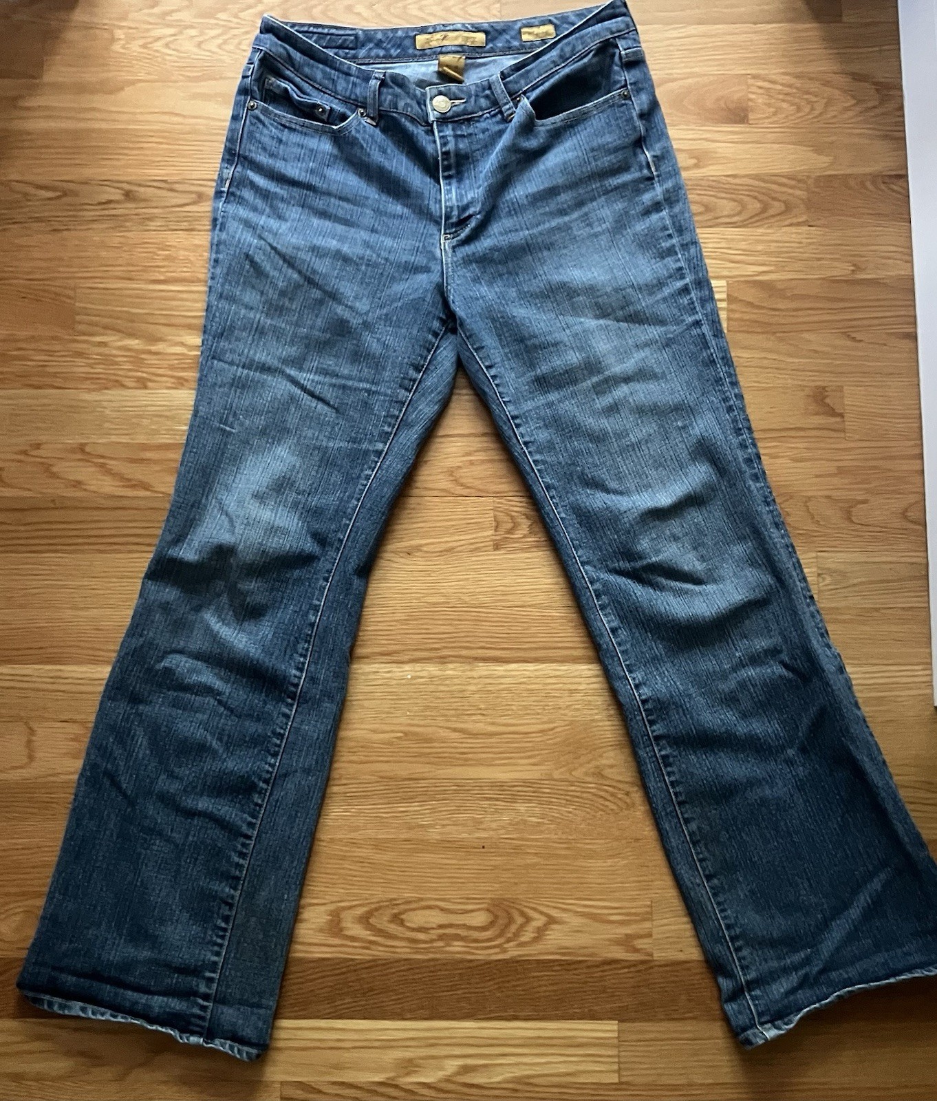 Vintage 7Seven Women’s Flare Jeans Size 10 Blue Medium Wash Mid Rise