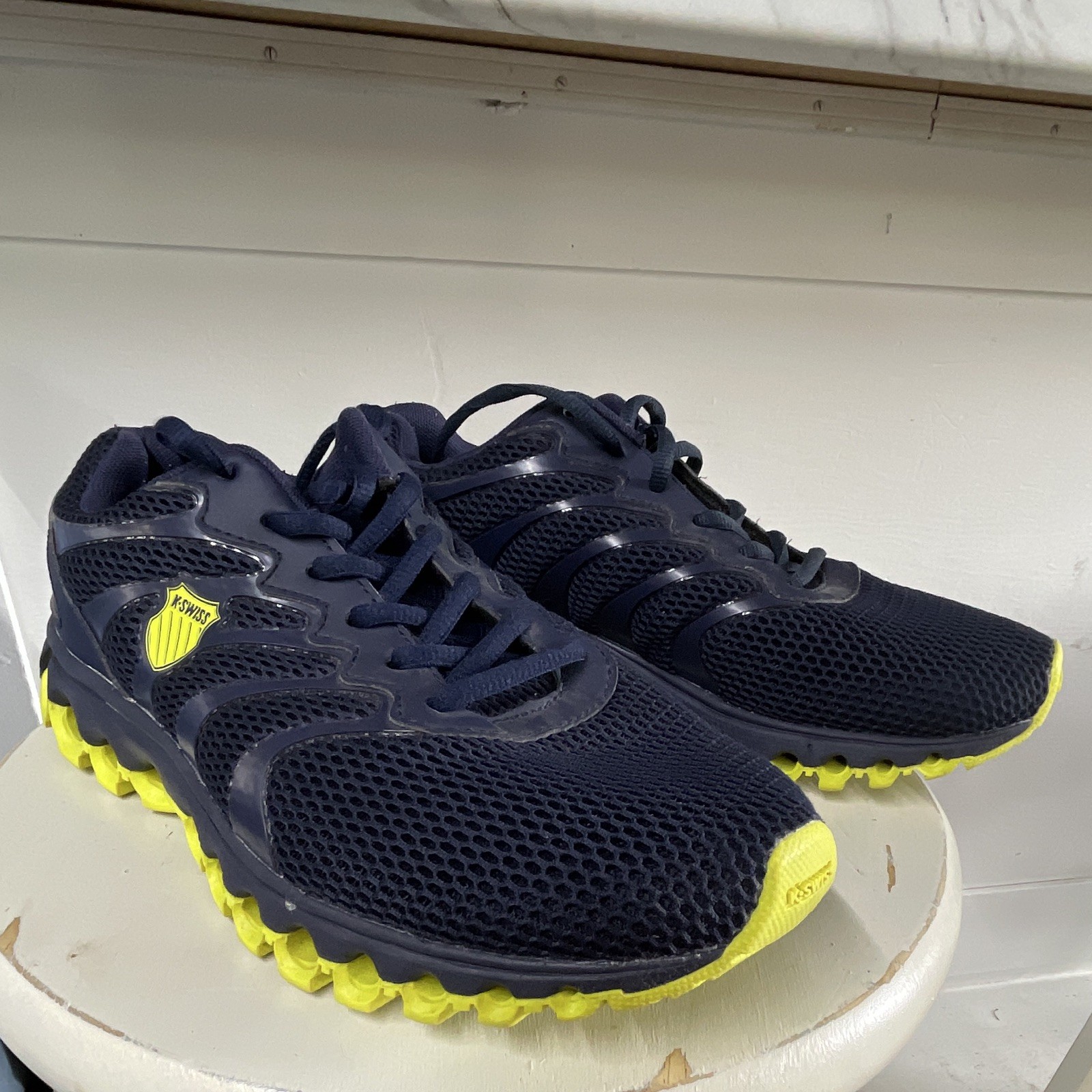 K-Swiss Men’s Blue/Yellow Mesh Low Top Lace-Up Running Sneaker Rubber Sole