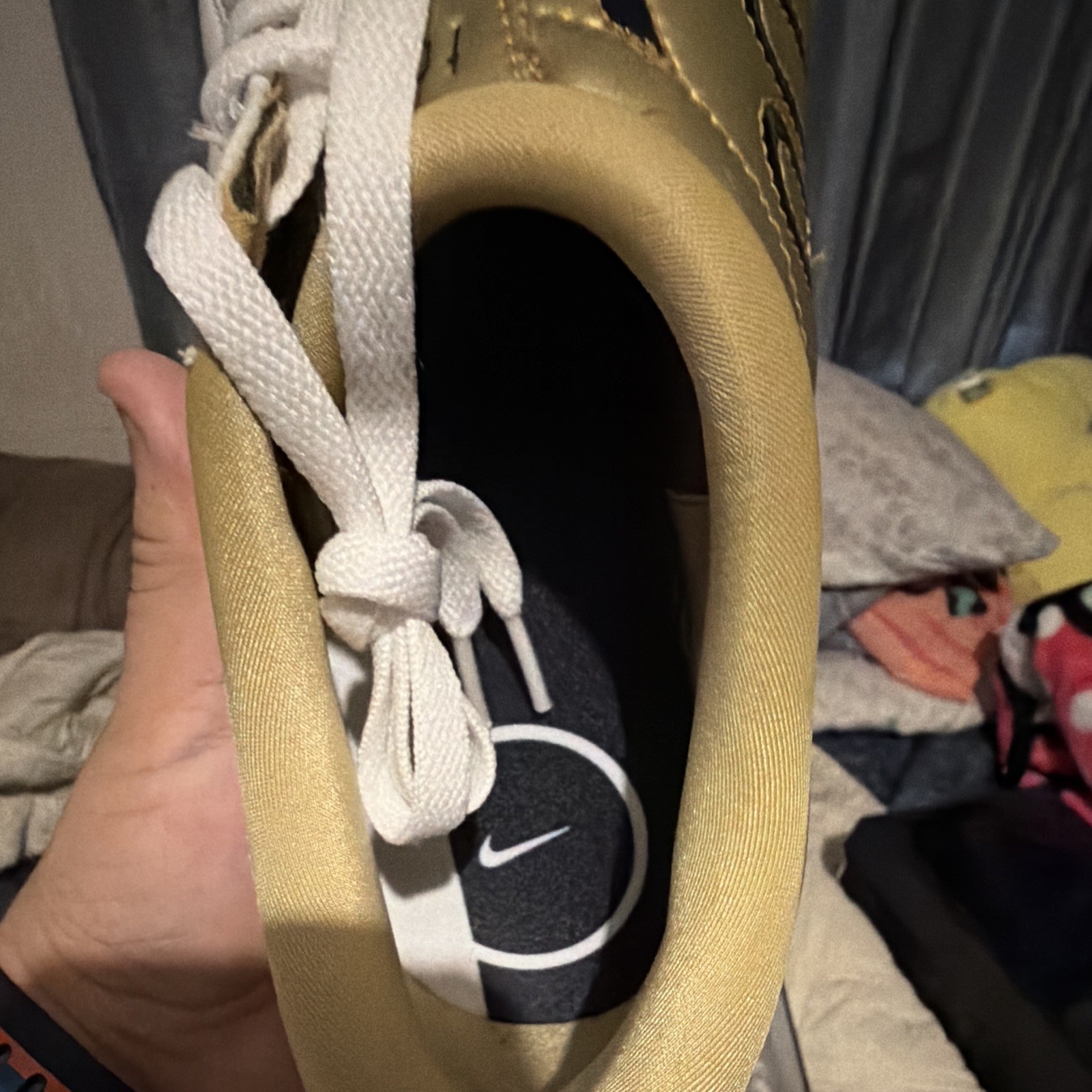 Nike Total 90 III Low Top Soccer Sneaker Lace-Up White/Gold/Black Colorblock
