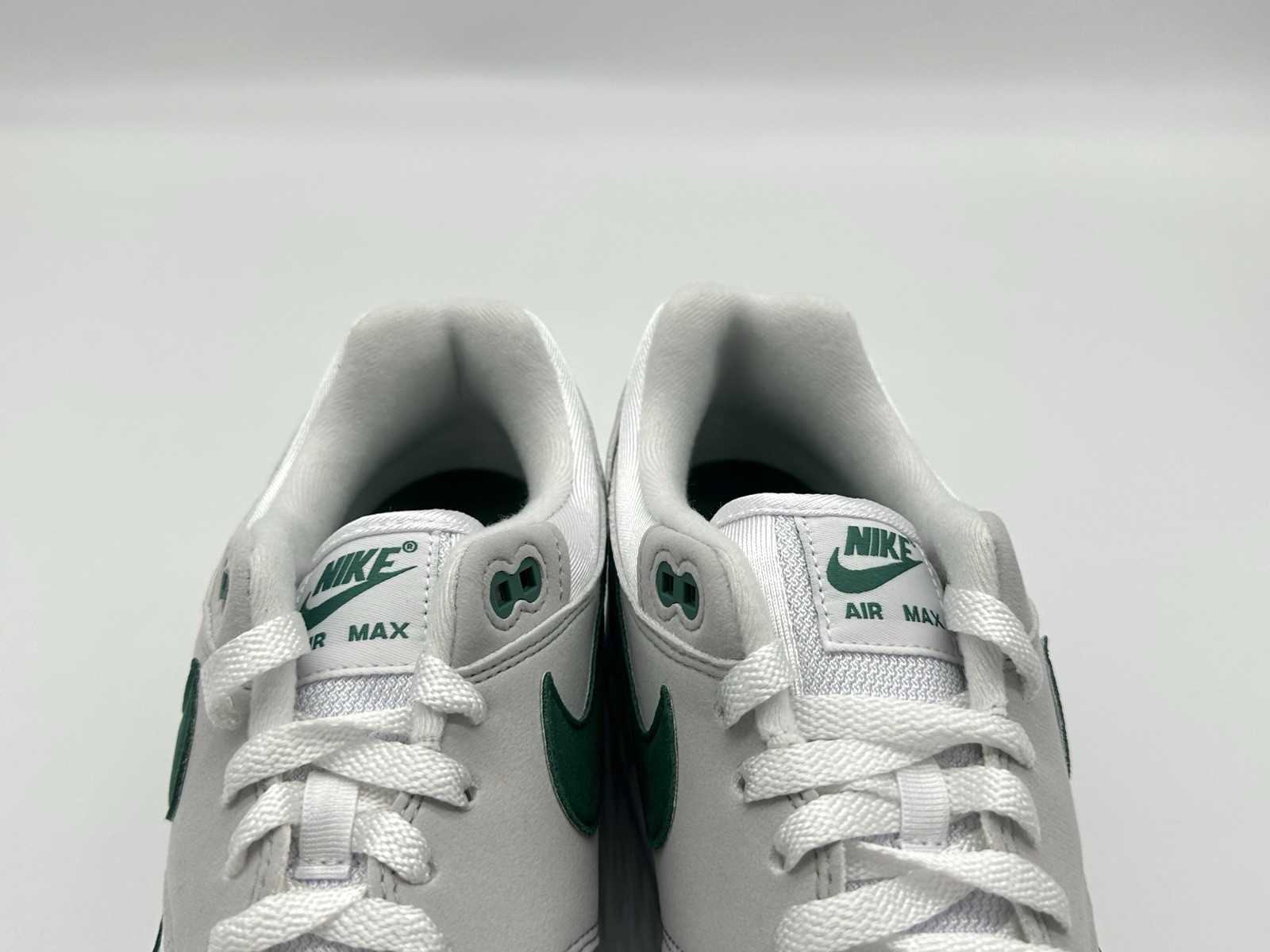 Nike Air Max 1 Anniversary Men’s Size 10.5 Evergreen Aura Shoes DC1454-100