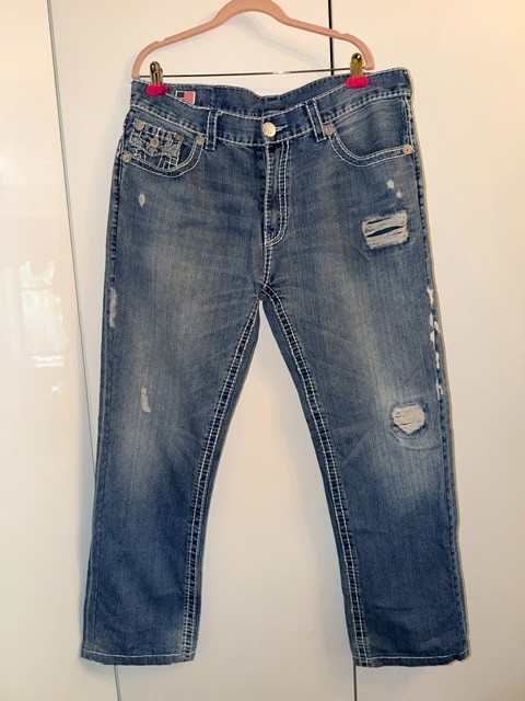 True Religion distressed jeans, unique, s. 38/32
