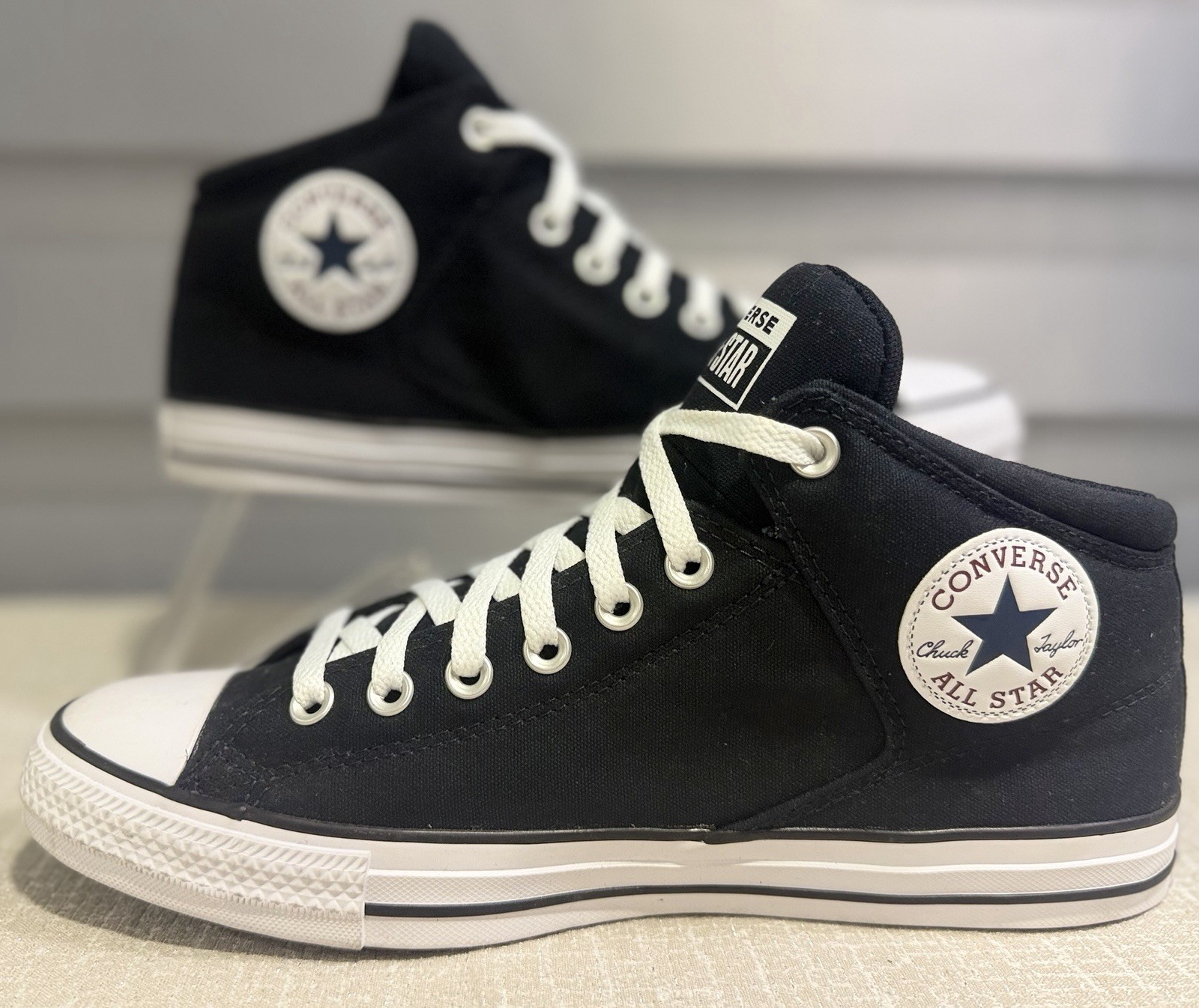 NEW – Converse CTAS High Street Hi ‘Black/White Sneakers – Men’s Size 10